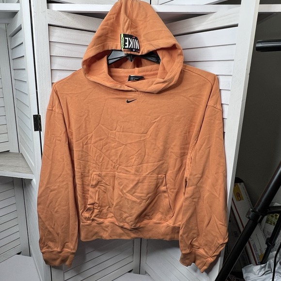 Nike Tops - Nike Just Do It Orange Long Sleeve Oversized Cropped Hoodie Sweatshirt Unisex XS